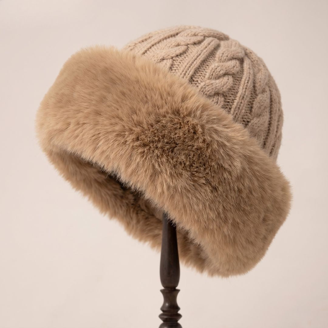 Janet | The Winter Hat