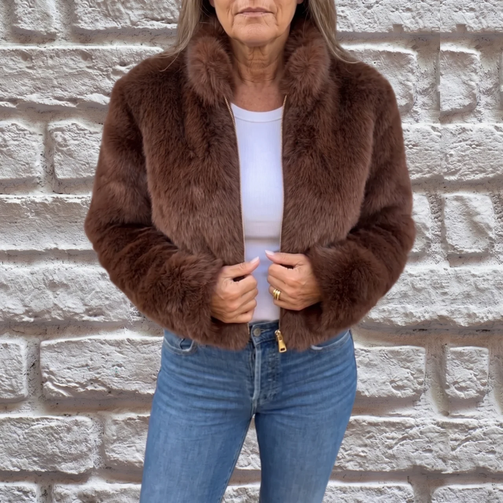 Pauline | The Warm Coat