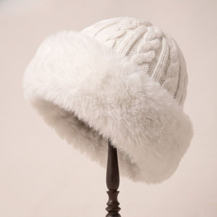 Janet | The Winter Hat