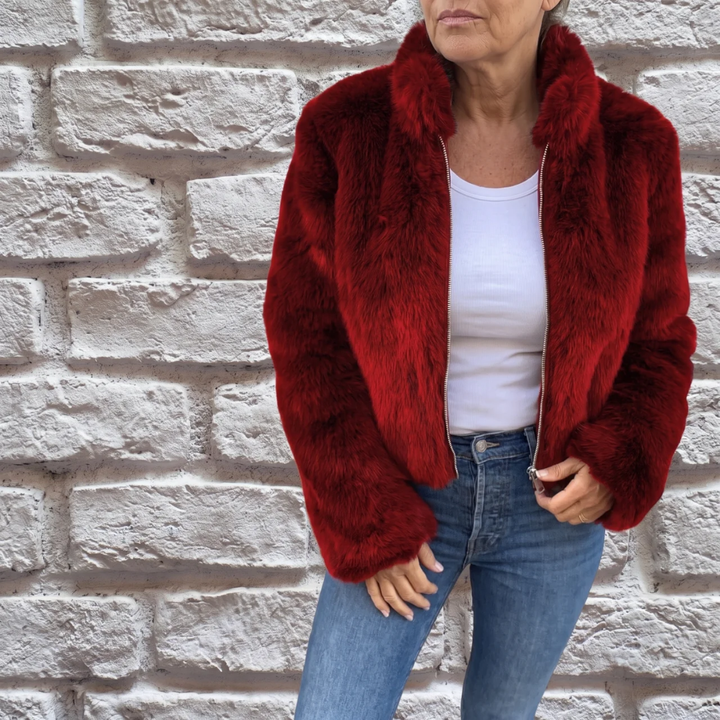 Pauline | The Warm Coat