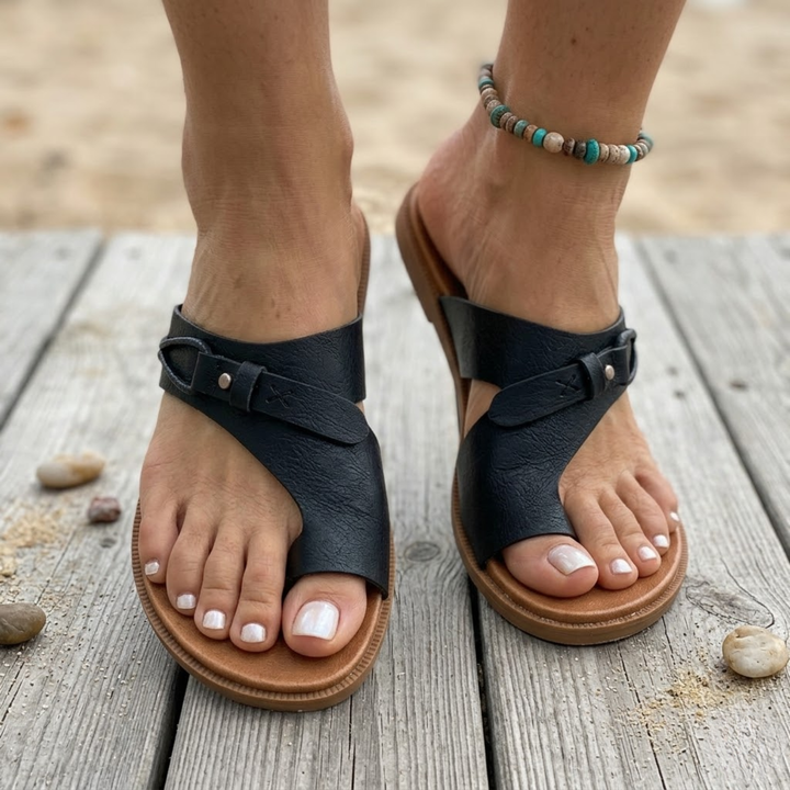 Flossie | The Toe Loop Flat Summer Sandal
