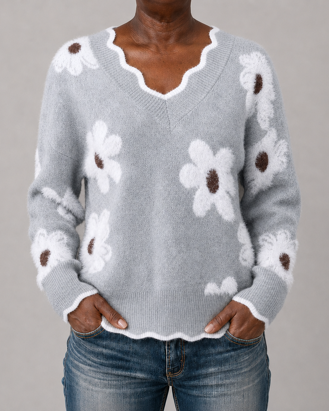 Cheryl | Floral Knit Scalloped V-Neck Sweater