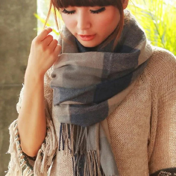 Elsie | The Check Scarf